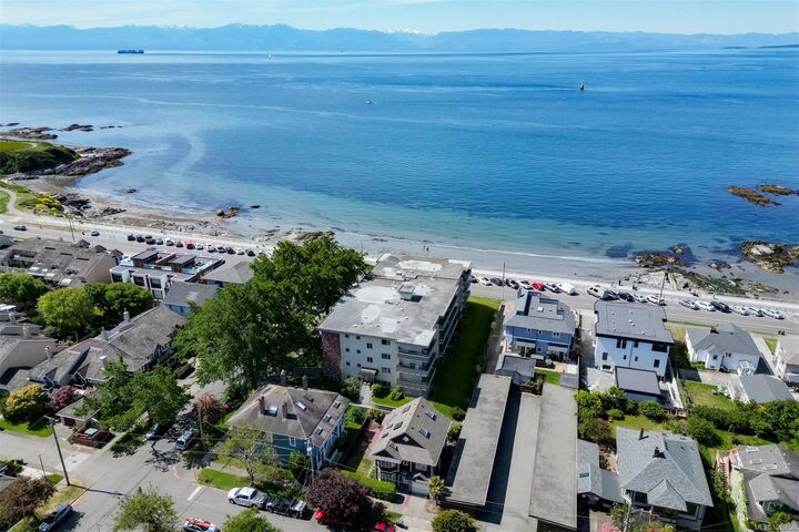 Property Photo: 360 Dallas Rd #104 BC V8V 1A8