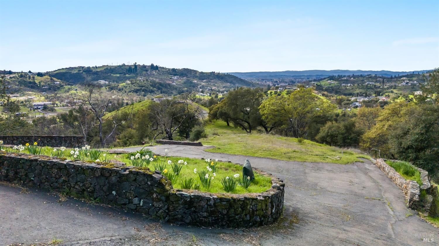 Property Photo: 5707 Idlewood Drive CA 95404