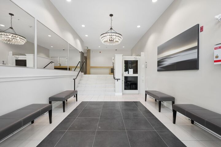 Property Photo: 15188 29A Avenue 102 BC V4P 1H1