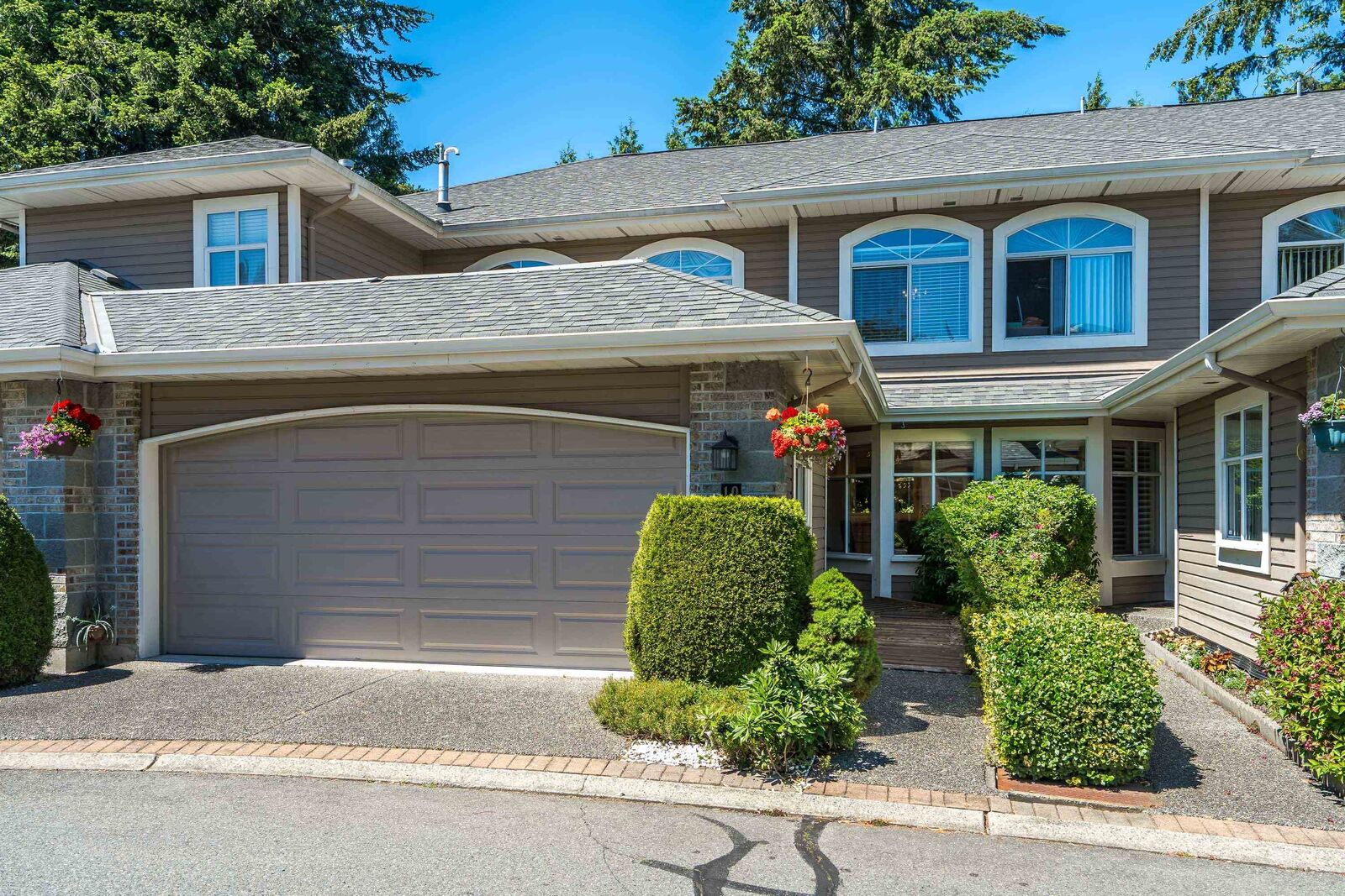 Property Photo: 15273 24 Avenue 10 BC V4A 2H9