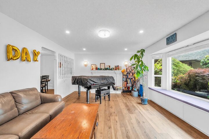 Property Photo: 5331 Tiffany Place BC V7C 5A6
