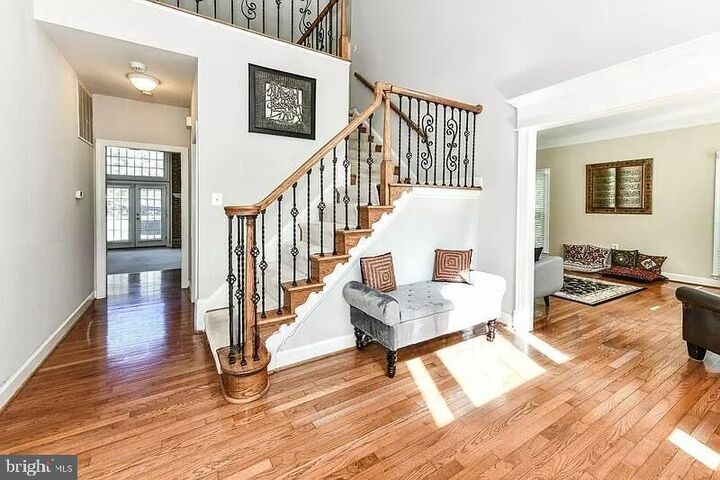 Property Photo: 1088 Safa Street VA 20170