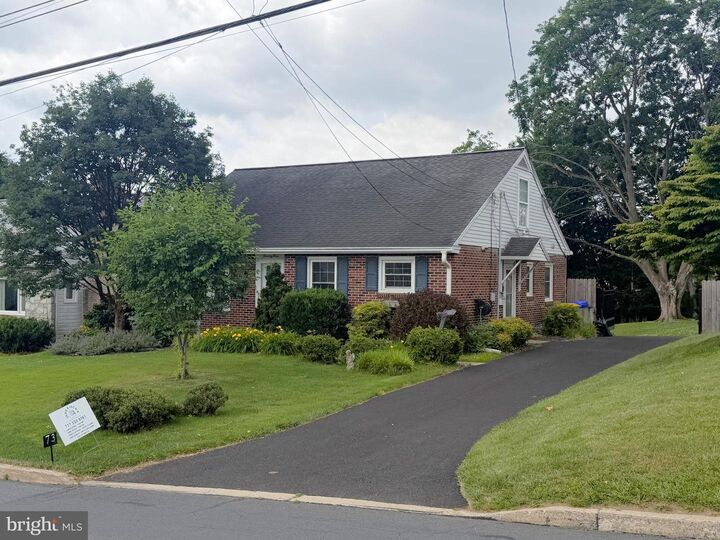 Property Photo:  73 N Duke Street  PA 17551 