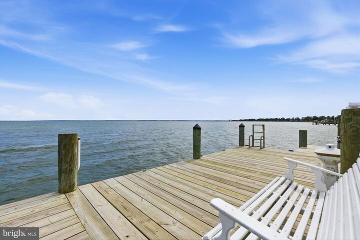 Property Photo:  17295 Oakwood Lodge Lane 6  MD 20674 