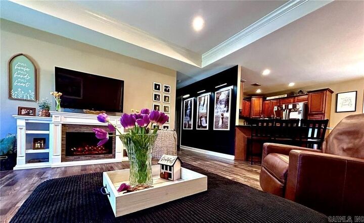 Property Photo: 1209 E Date St AR 72802