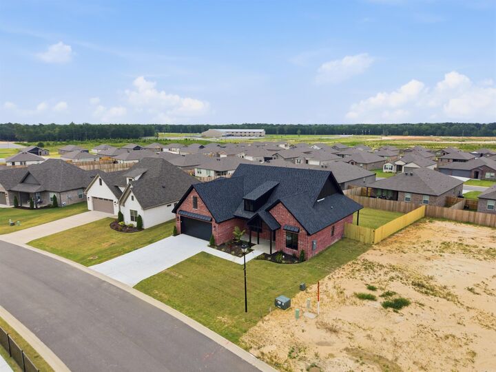 Property Photo: 21081 Kinsley Lane AR 72065