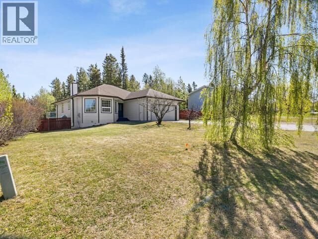 Property Photo:  34 Thompson Road  YT Y1A 0C4 
