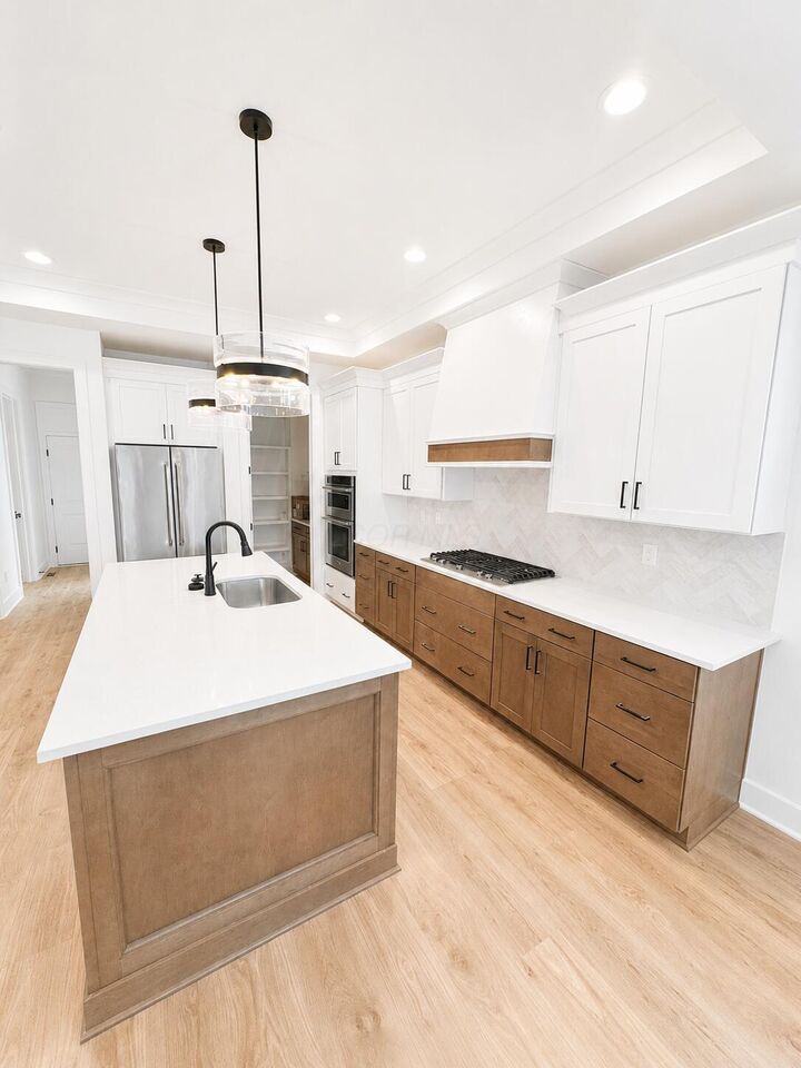 Property Photo: 2048 Leopold Drive OH 43035
