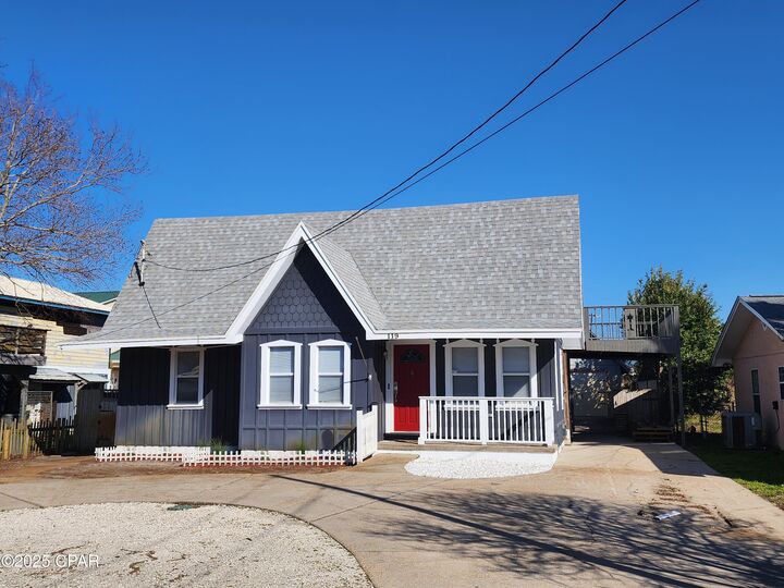 Property Photo: 119 Cobb Road FL 32413