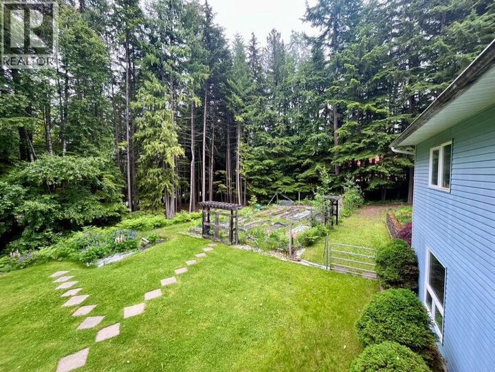 Property Photo: 8254 Procter East Road BC V1L 0B6