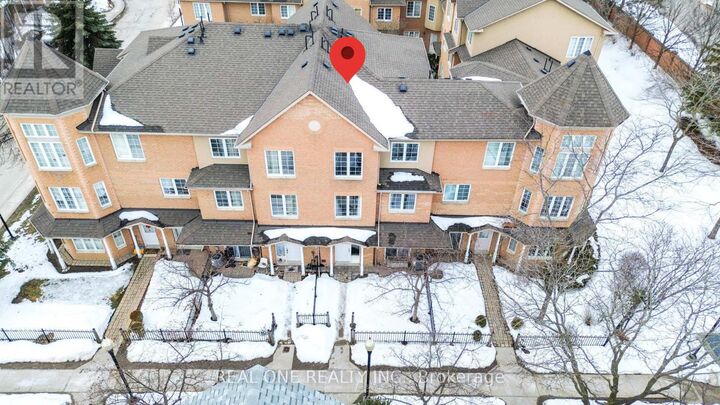 Property Photo: 12 St Moritz Way 17 ON L3R 4E8