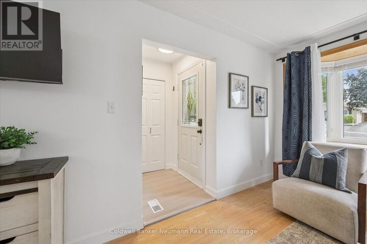 Property Photo:  12 Shea Crescent  ON N2E 1E8 