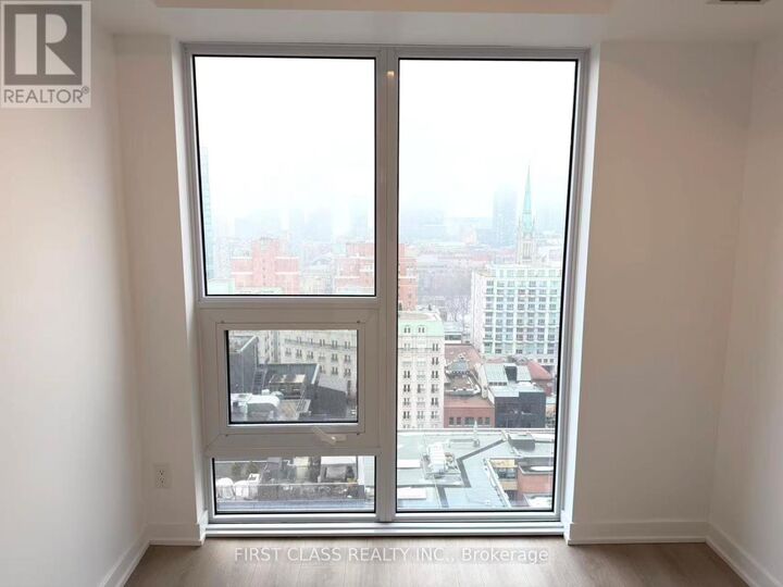 Property Photo:  100 Queen Street East 2209  ON M5C 0B5 