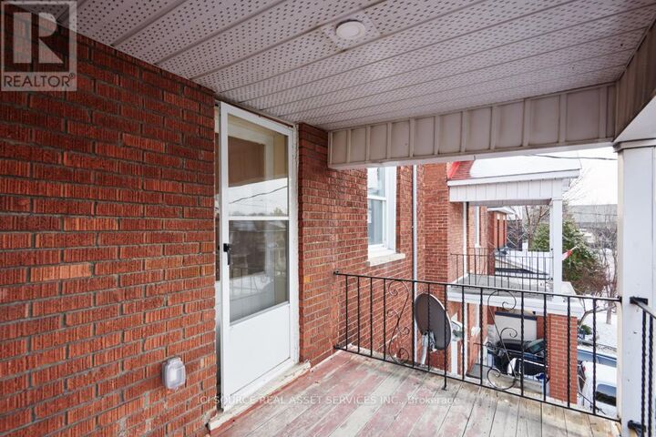 Property Photo:  113 Fairmont Avenue  ON K1Y 1X7 