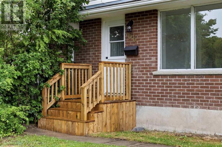 Property Photo: 66 Copernicus Dr ON P6A 6H2