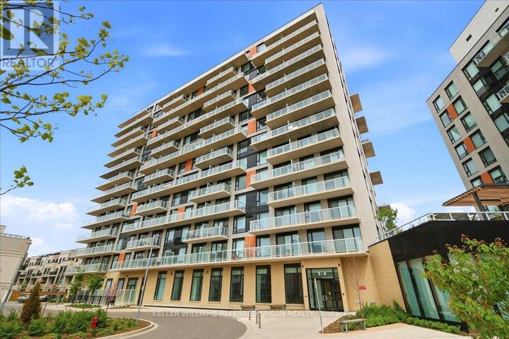 Property Photo: 6 David Eyer Road #404 ON L4S 0N5