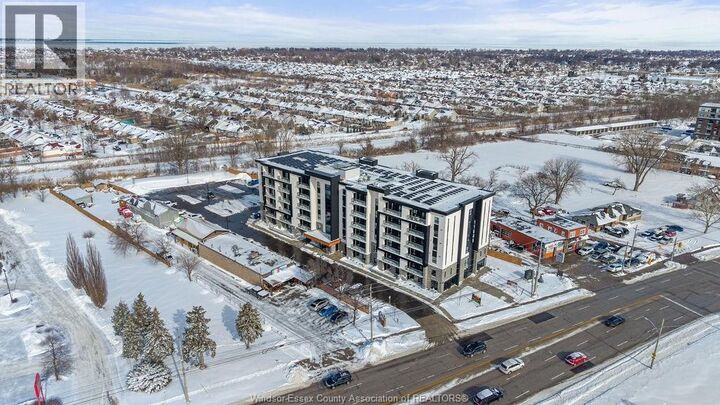 Property Photo:  11646 Tecumseh Road East 305  ON N8N 0J9 