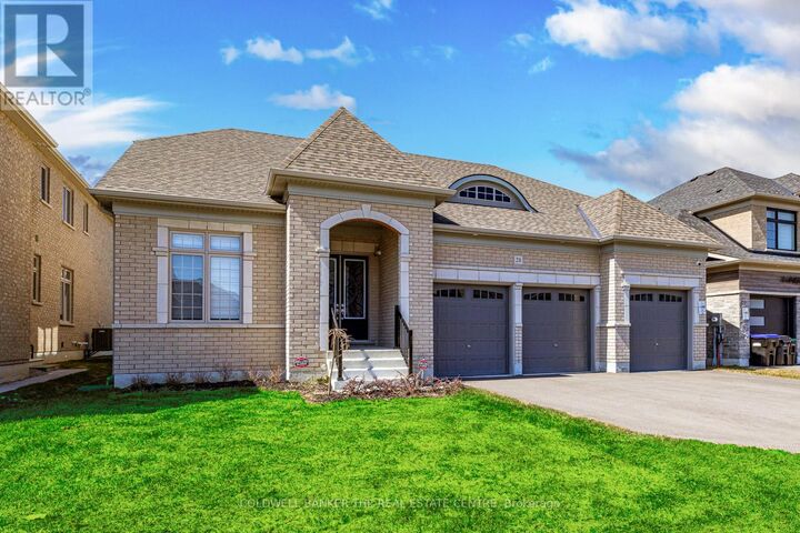 Property Photo: 28 Bellflower Crescent ON L0G 1W0