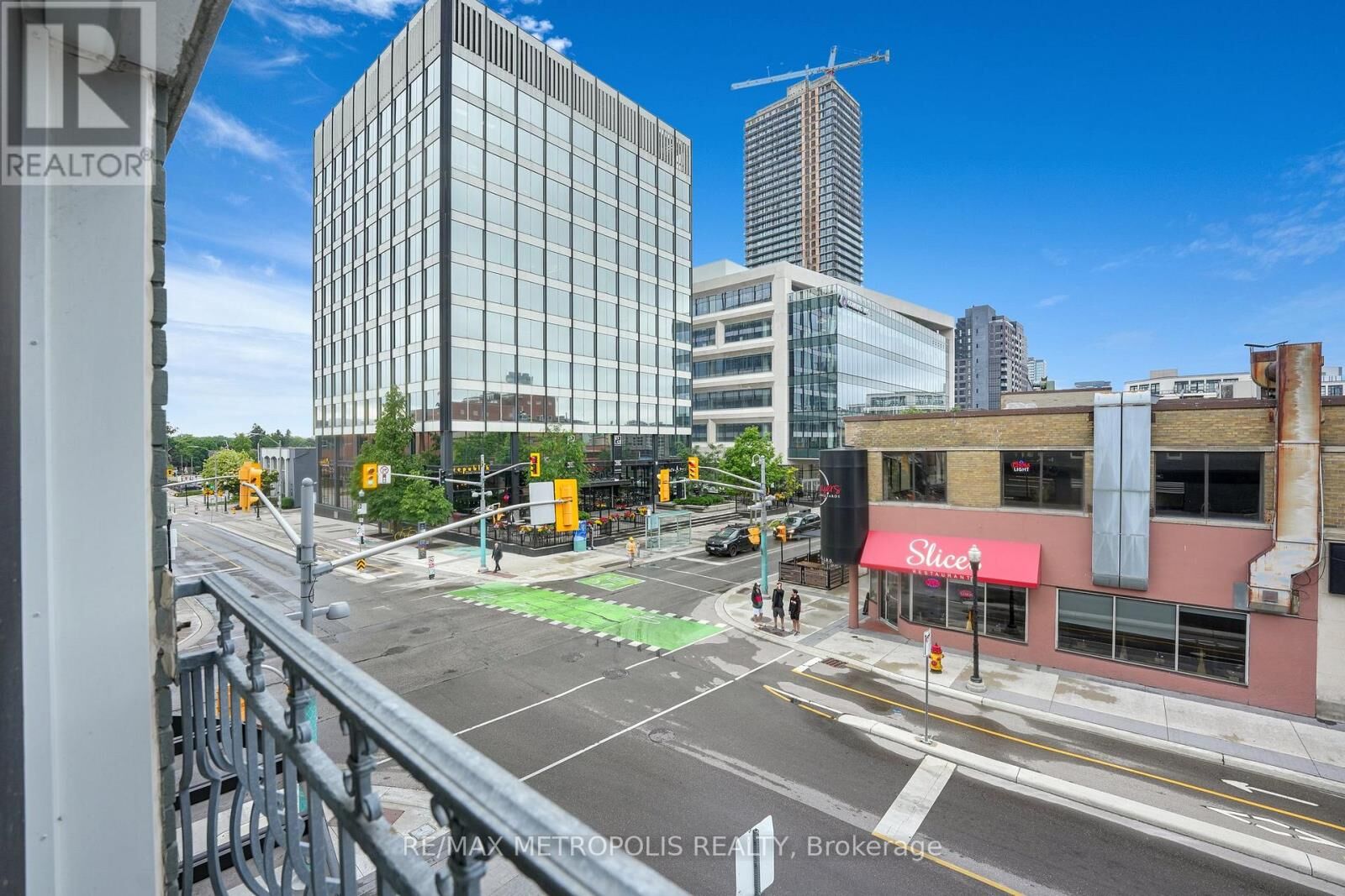 Property Photo:  276 King Street West 207  ON N2G 1B6 