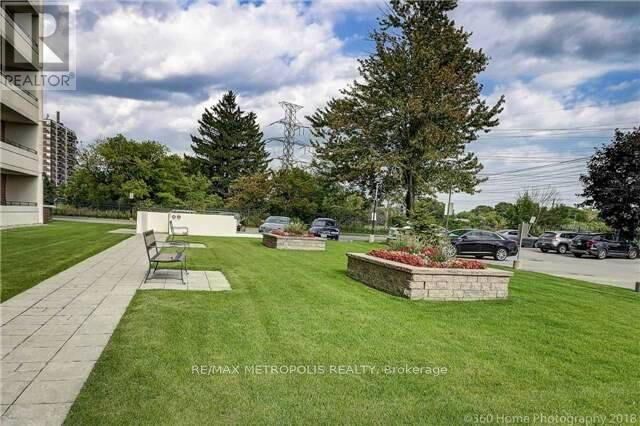 Property Photo:  101 Prudential Drive 811  ON M1P 4S5 