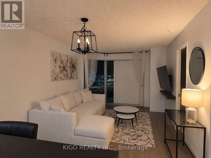 Property Photo:  11 Lee Centre Drive 2108  ON M1H 3J5 