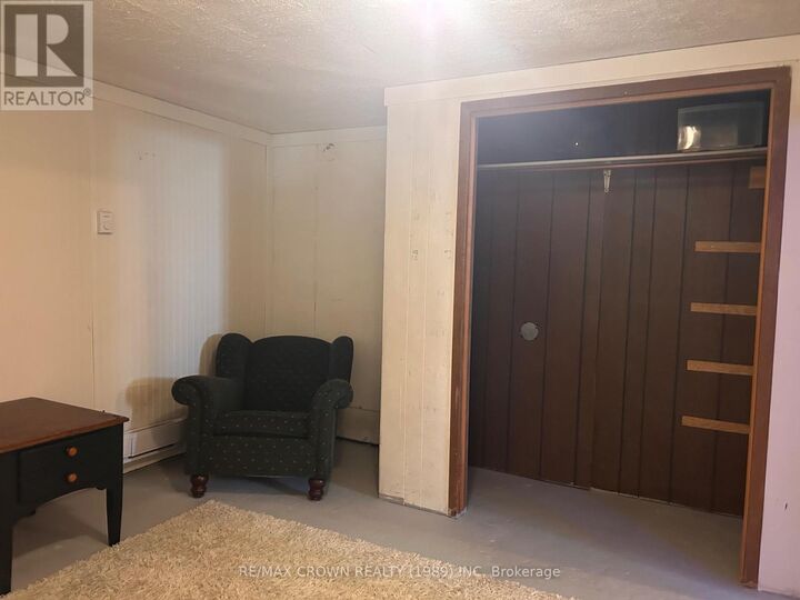 Property Photo: 42 Egerton Street ON P5N 1J4