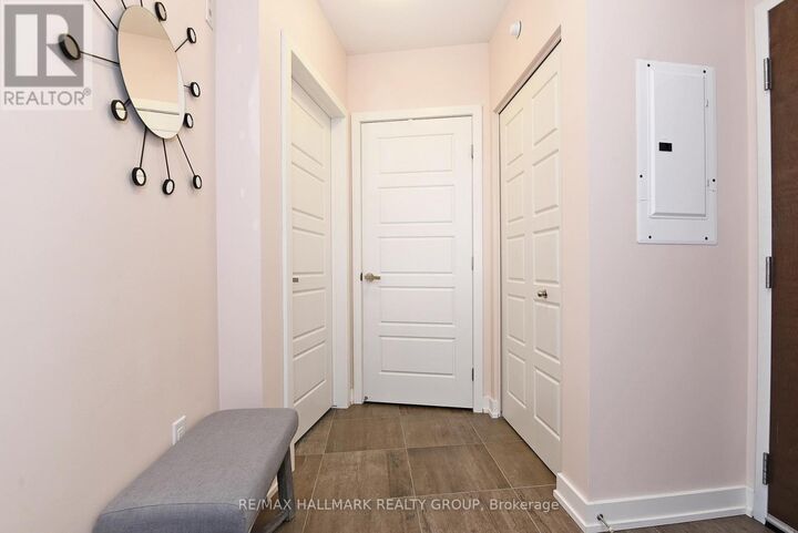 Property Photo: 316 Bruyere Street 311 ON K1N 0C3