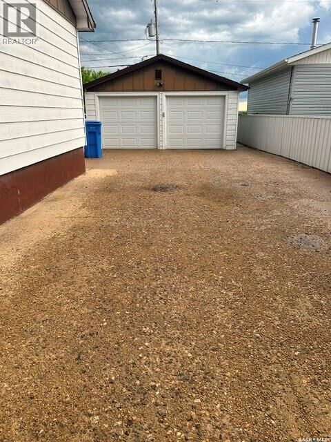 Property Photo: 112 McDonald Road SK S4A 0B8
