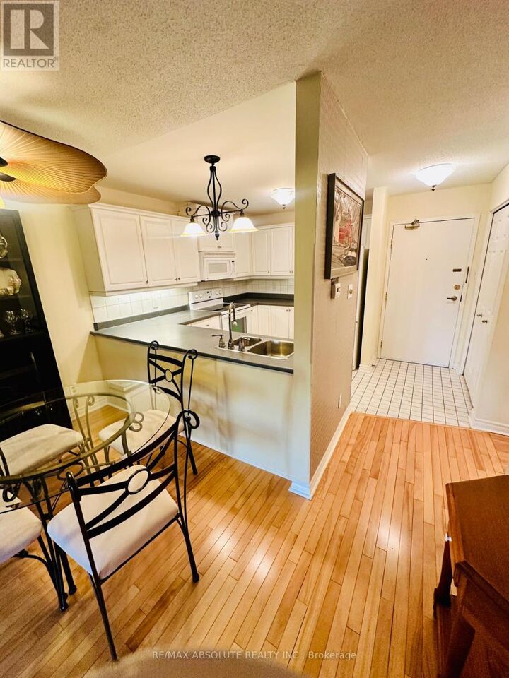 Property Photo: 61 Jack Crescent 310 ON K7S 3T7