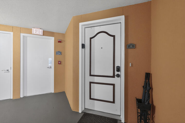 Property Photo:  770 Harbor Boulevard Unit 2J  FL 32541 
