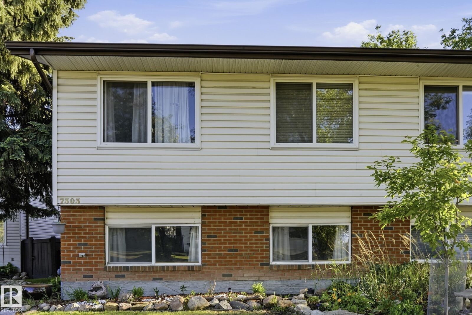 Property Photo:  7303 180 Street NW  AB T5T 2T1 