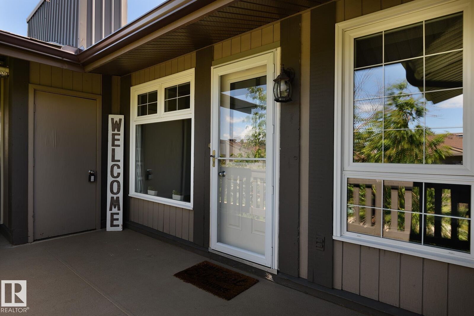 Property Photo:  5816 172 Street NW  AB T6M 1B4 