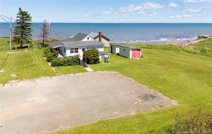 Property Photo: 39 Allee Des Colibris NB E4N 1L1