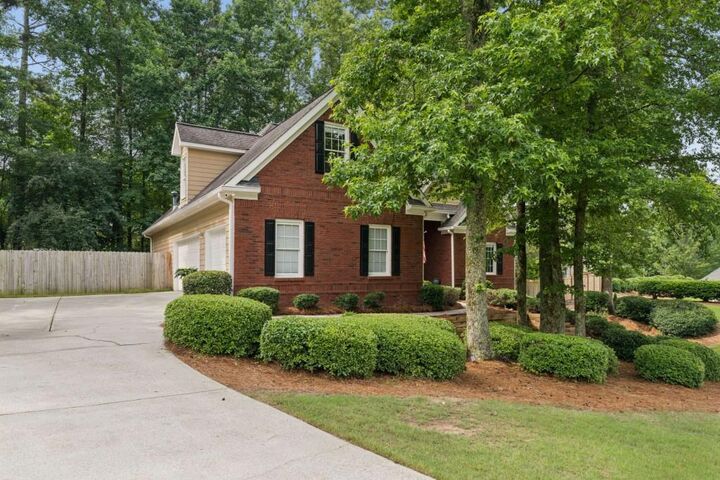 Property Photo: 3699 Morgans Ridge Court GA 30519