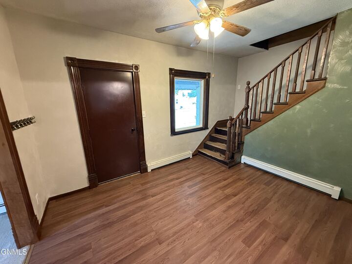 Property Photo:  204 D Street S  ND 58631 