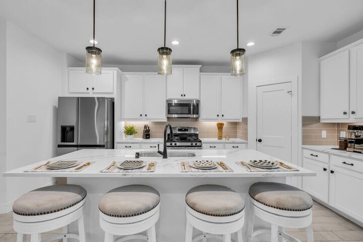 Property Photo: 426 Glacier Pass TX 77382