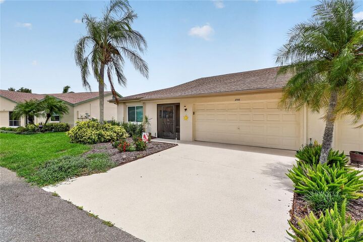 Property Photo: 2106 Harringay Street 451 FL 33573