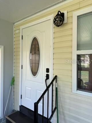 Property Photo:  1 Poinsettia Drive  FL 33905 