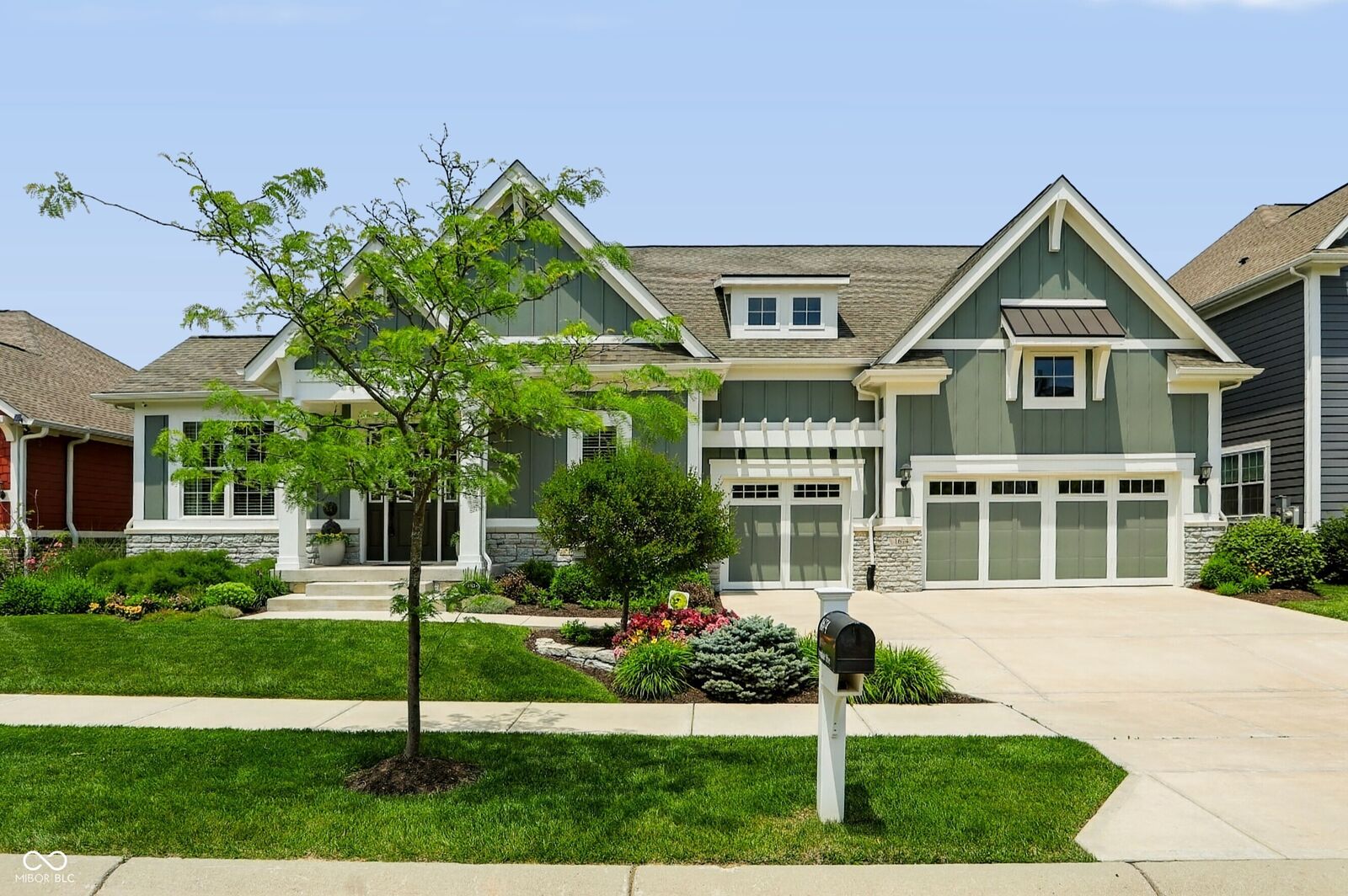 Property Photo:  1674 Avondale Drive  IN 46074 