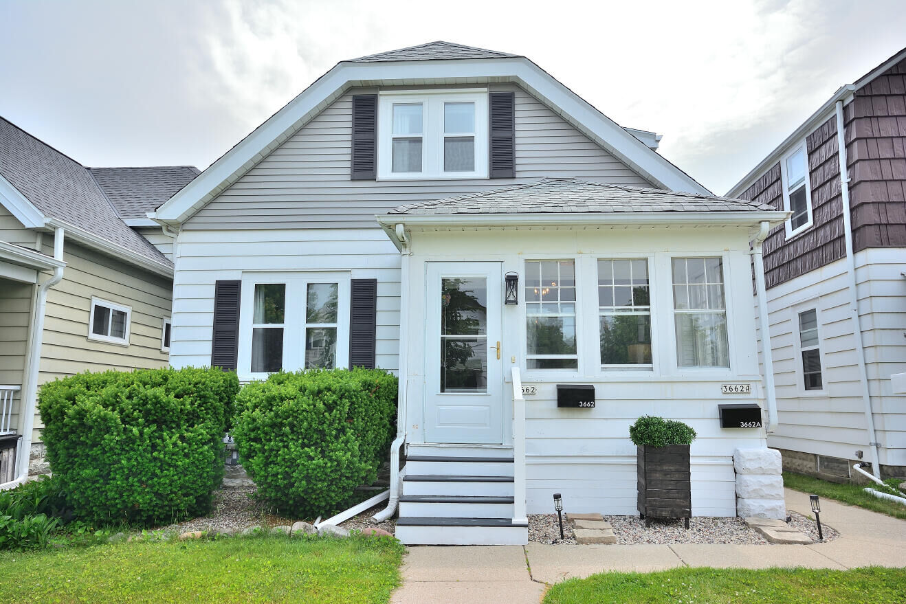 Property Photo: 3662 S Ahmedi Ave WI 53235