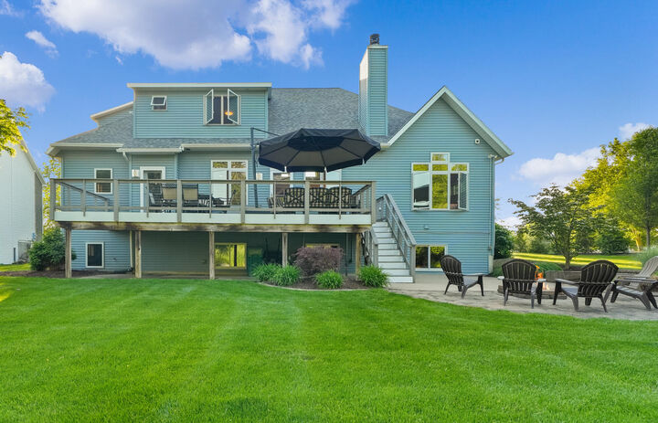 Property Photo: 2037 Jennydale Court SE MI 49546