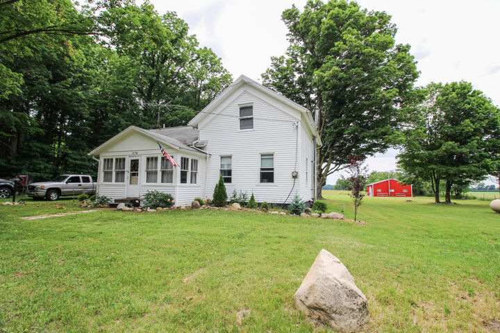 Property Photo: 53532 Parkville Road MI 49093