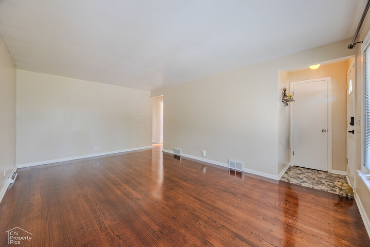 Property Photo: 10526 Altgeld Street IL 60164