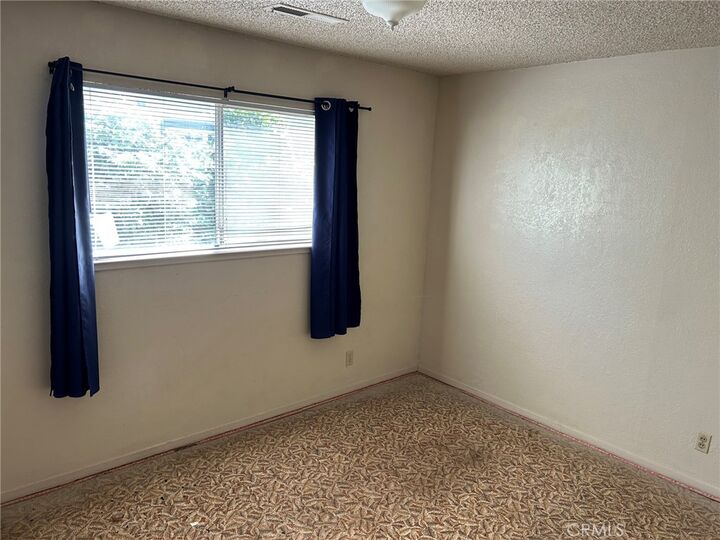 Property Photo:  183 E Washington Avenue  CA 95926 