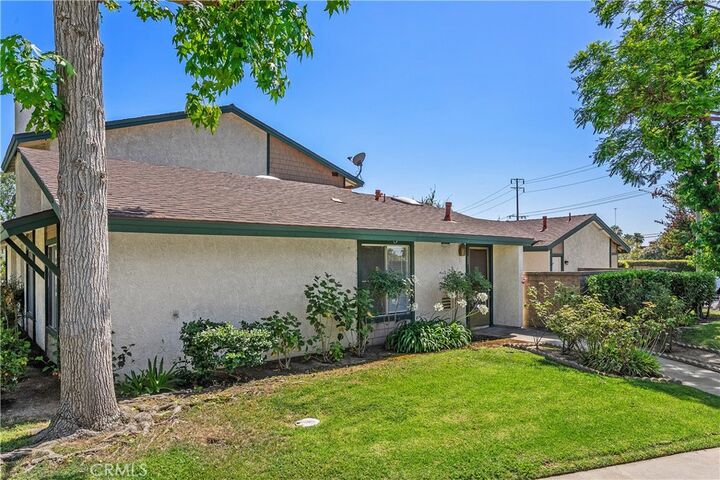 Property Photo: 5453 Mead CA 90621