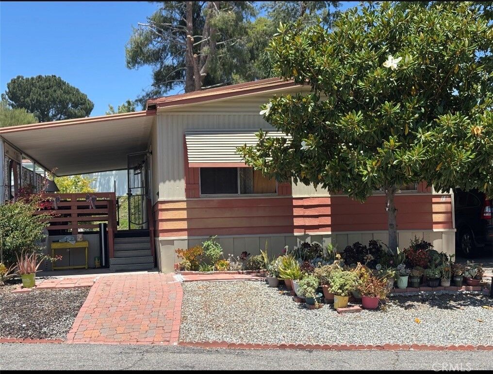Property Photo:  31130 South General Kearny Road 18  CA 92591 