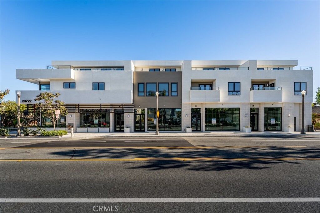 Property Photo:  24722 Del Prado 302  CA 92629 