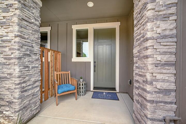 Property Photo:  227 Chico Place  CA 95616 