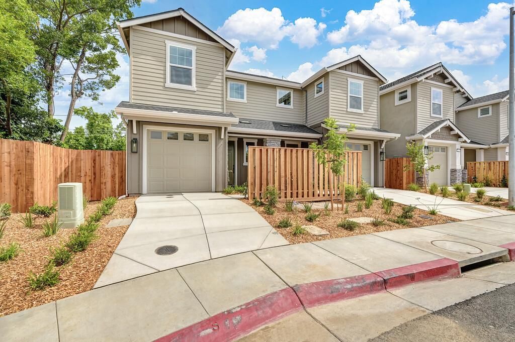 Property Photo:  209 Chico Place  CA 95618 