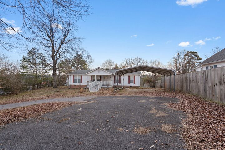 Property Photo:  1835 Circle Drive SW  TN 37311 